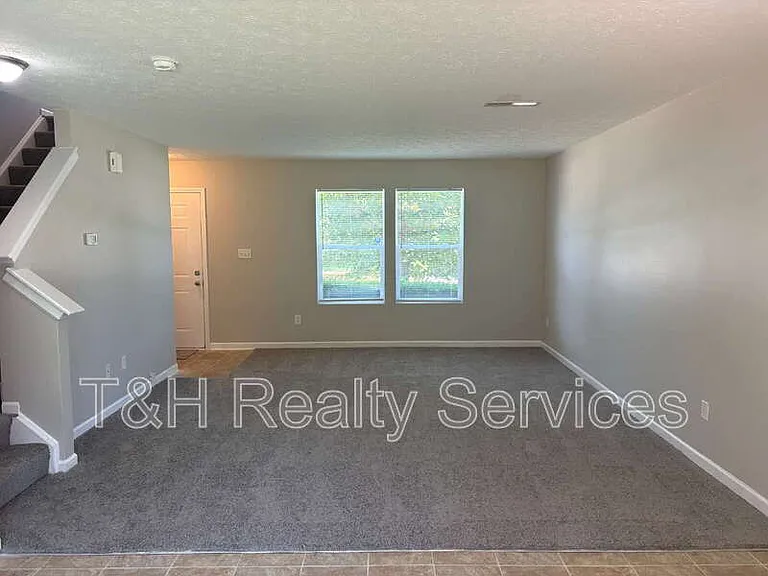 8151 Firefly Way — Photo 6