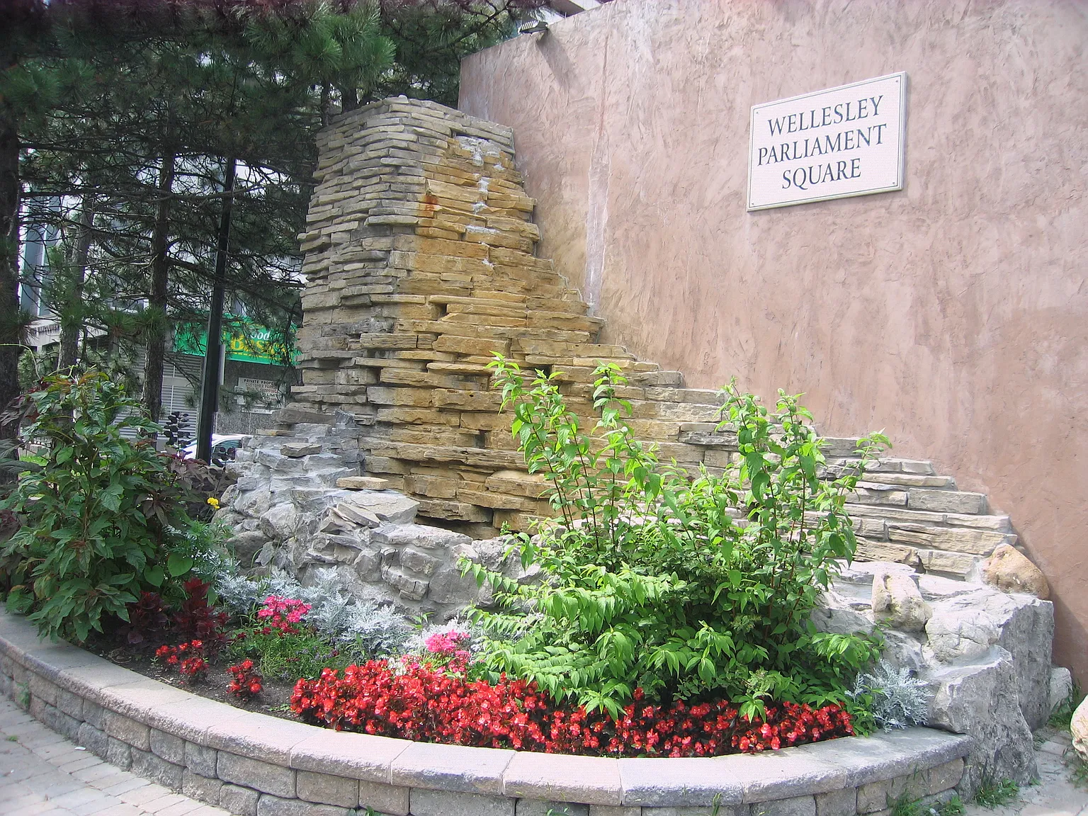 77 Howard Street Residences — Photo 1