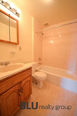 Rented by BLU Real Estate | media 11