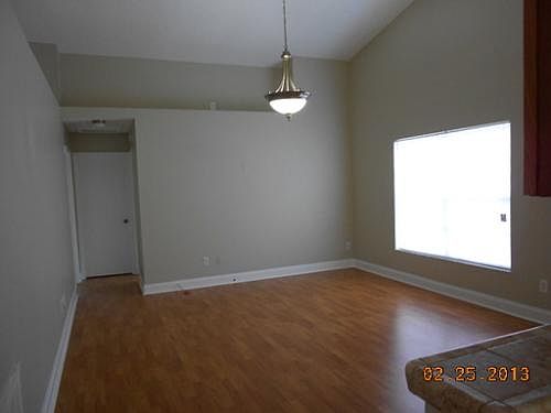 5th image of 4008 New Hampton Ct