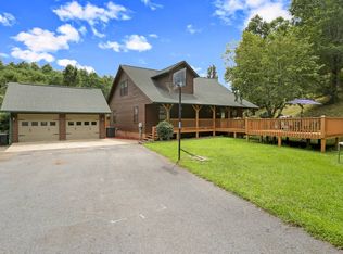128 Dillon Oaks Dr, Murphy, NC 28906