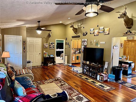 4th image of 3899 Iva Durst Rd