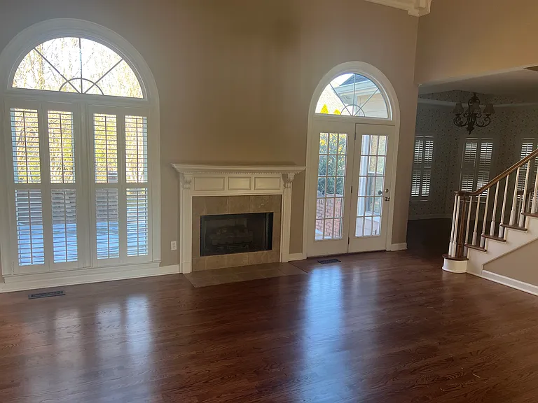 6401 Beacon Pointe Cir — Photo 14
