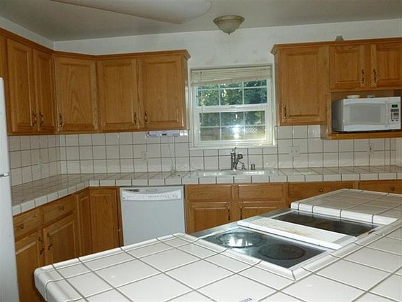 4th image of 3405 Liberty Ct