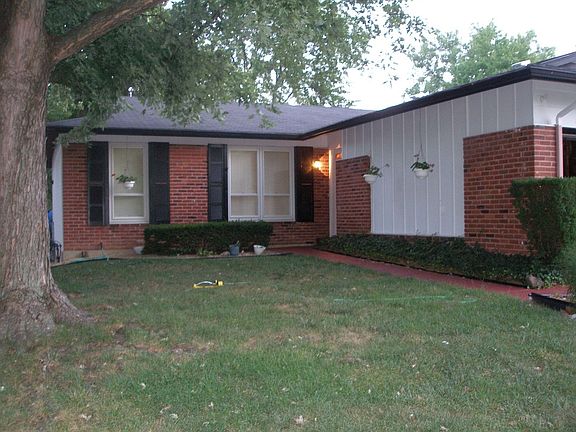 3674 Woodpath