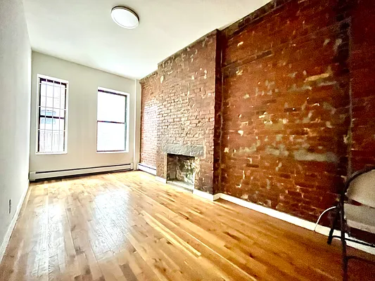 Rented by Vanderborgh Realty  | media 7