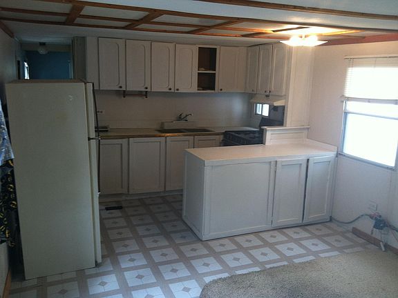 2nd image of 300 3rd Ave NW Trlr 22