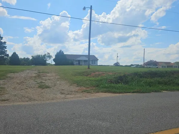 2869 A D Farmer Rd, Good Hope, GA 30641