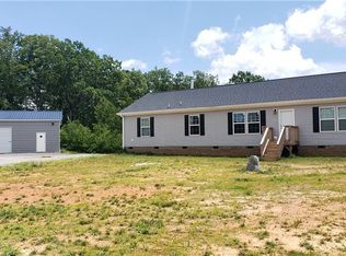 1067 Snow Loop, Walnut Cove, NC 27052