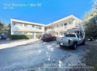 7516 Roosevelt Way NE, Seattle, WA 98115