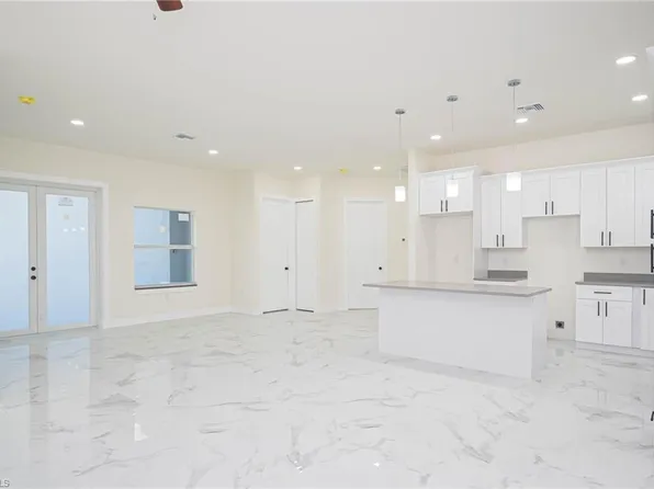 1869 Maurice AVE, LEHIGH ACRES, FL 33972