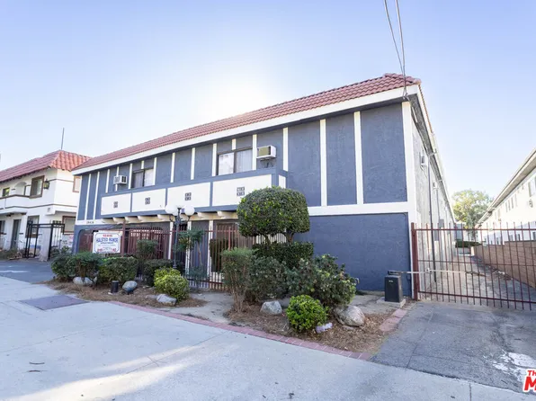 18416 Halsted St, Northridge, CA 91325