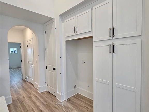 4th image of 104 Waterview Ct