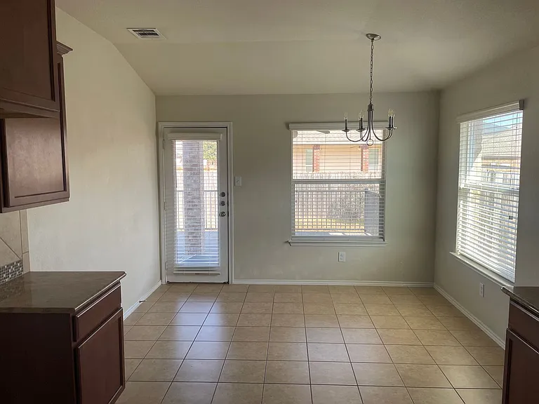 9916 Orion Dr — Photo 19