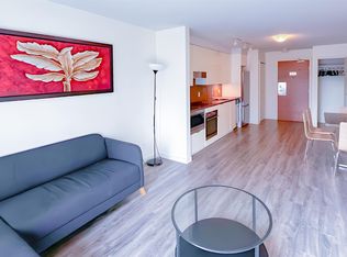 161 Georgia St W #302, Vancouver, BC V6B 0K9