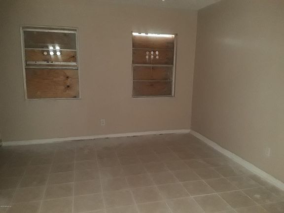 2nd image of 1945 Erline Dr