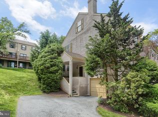 3207 Stoneham Dr, West Chester, PA 19382