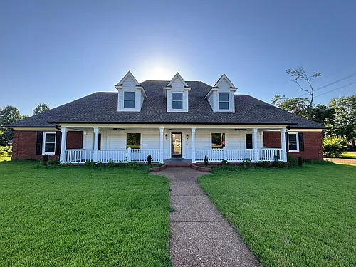 990 Eagle Ridge Cv Photo 1