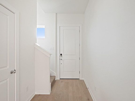 3rd image of 2205 Cento Walk