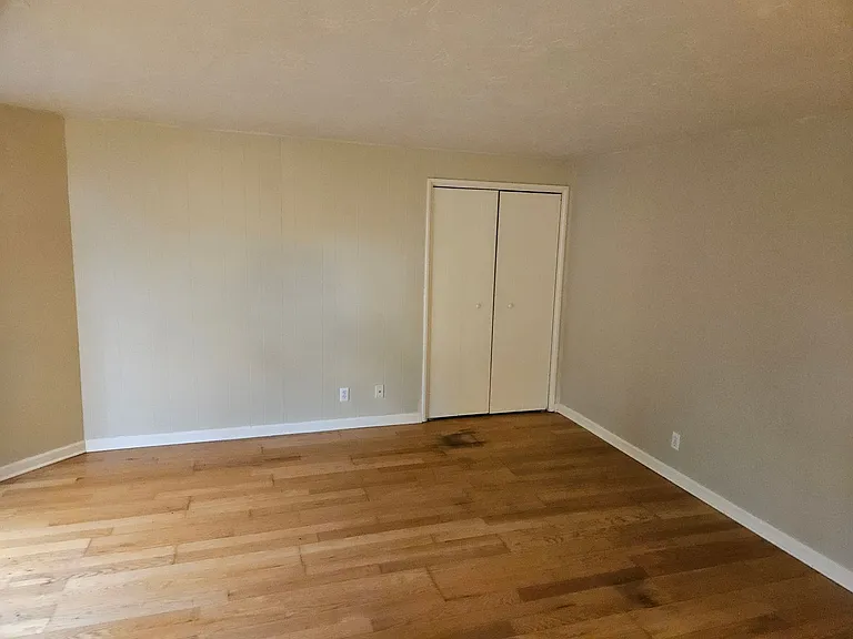 Kellsv — Photo 15