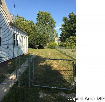 2nd image of 414 N Carrollton St
