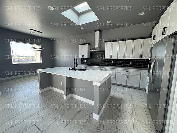 4th image of 5440 Boulder Creek Ct
