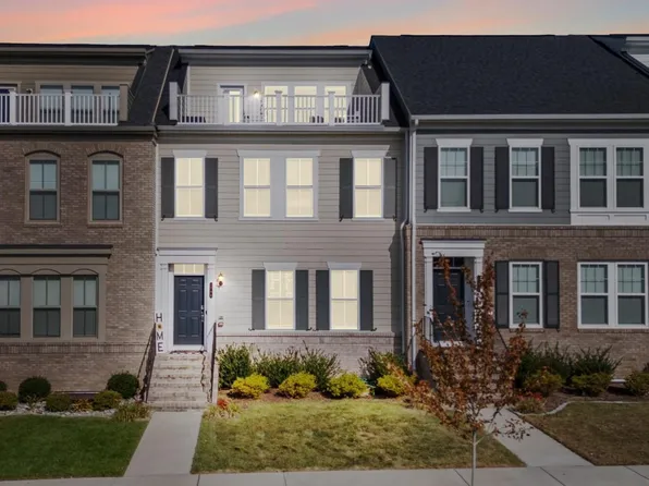 1794 Cottonwood Grove Rd, Dumfries, VA 22026