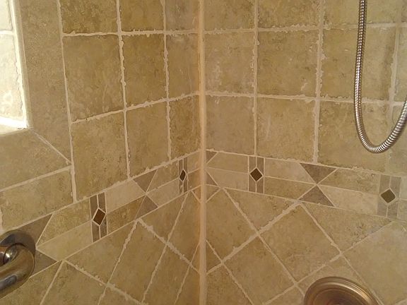 4th image of 32 Cathedral Ave- Cathedral Gdns #1E