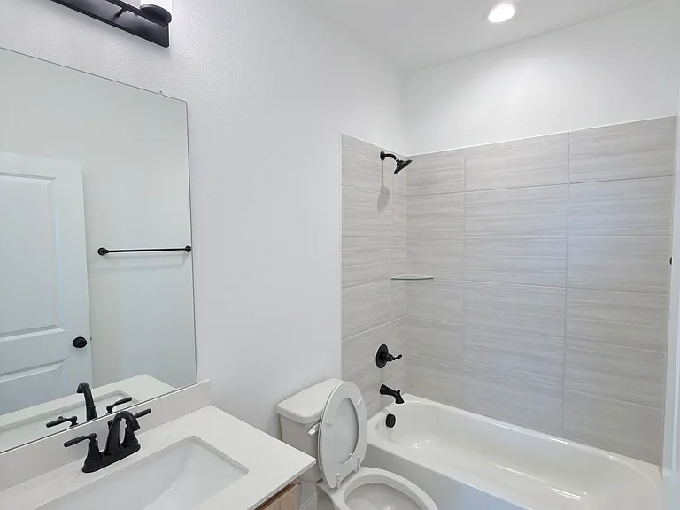 1809 Gleasondale Dr — Photo 25