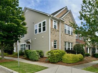 8292 Viewpoint Ln, Cornelius, NC 28031