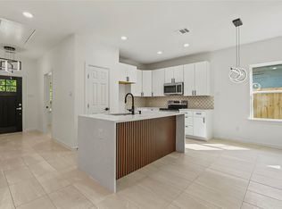 2227 Stoneman St, Dallas, TX 75215