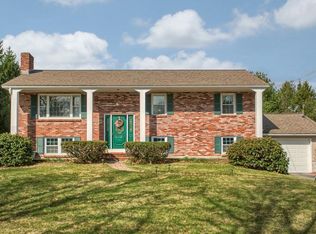 138 Benjamin Rd, Shirley, MA 01464