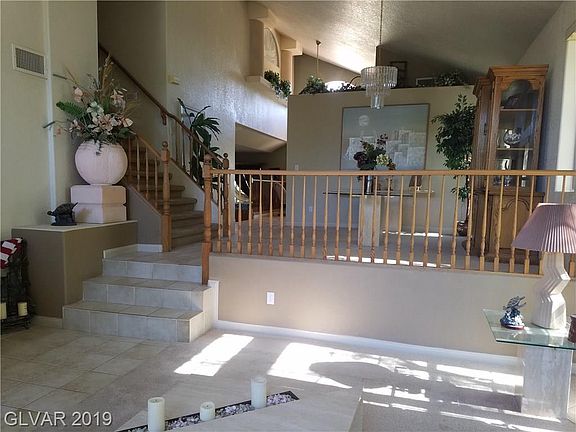 2nd image of 9065 Stange Ave