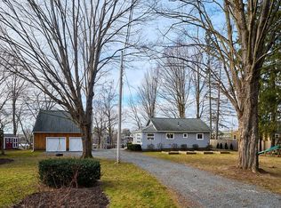 3 Aqua Vitae Rd, Hadley, MA 01035