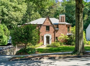 72 Beverly Rd, Brookline, MA 02467