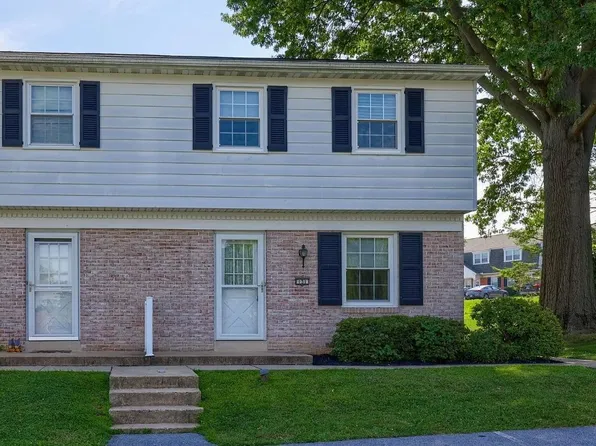 131 Highview Dr, Lancaster, PA 17602