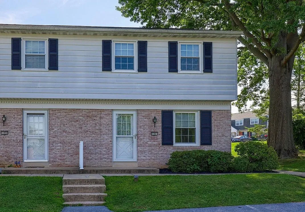 131 Highview Dr photo 1