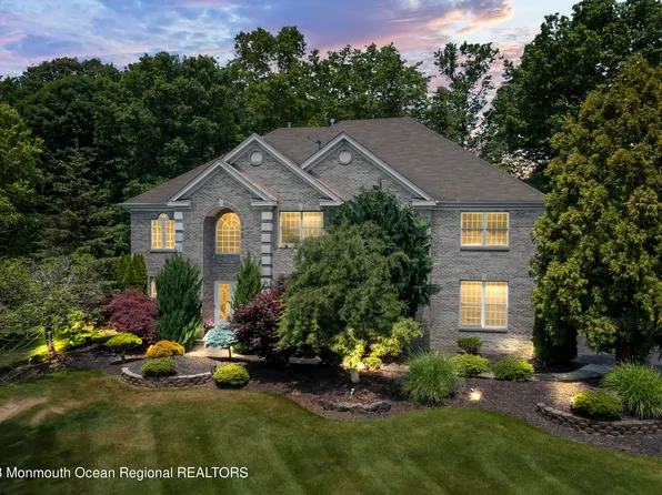 7 Round Hill Road, Jackson, NJ 08527