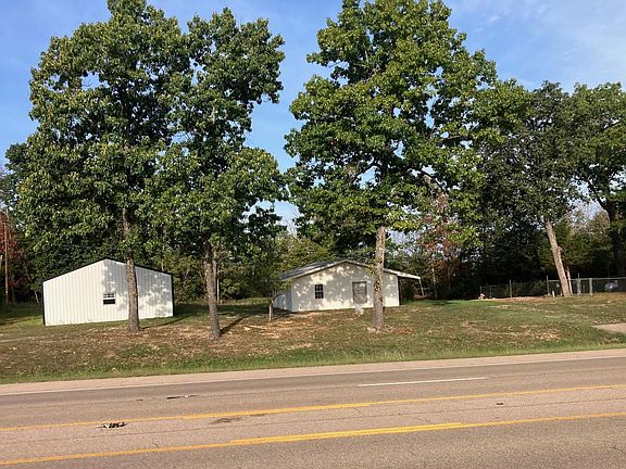 3rd image of 3440 Highway 62/412