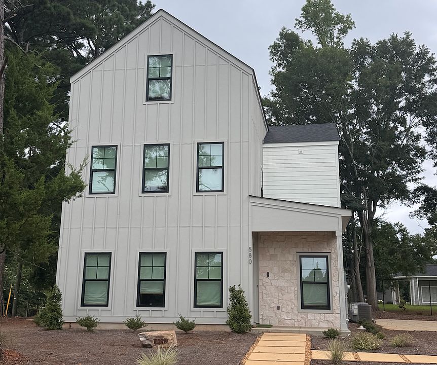 1st image of 580 Pride Ave