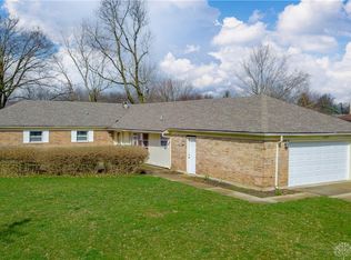 6221 Noranda Dr, Dayton, OH 45415