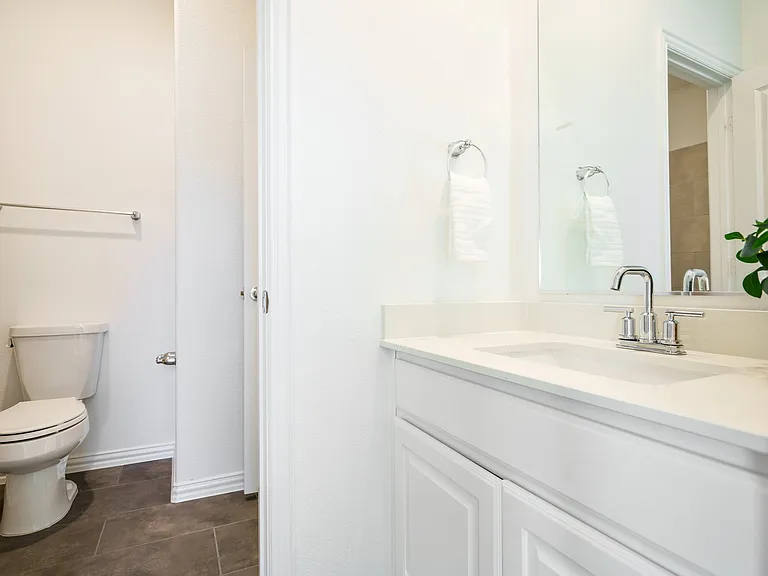 7470 Sanctuary Dr — Photo 8