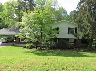 107 Mohawk Rd, Oak Ridge, TN 37830