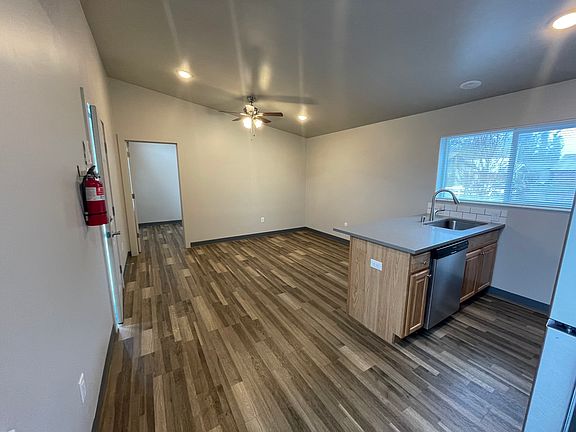 4th image of 1917 W 31st St #1