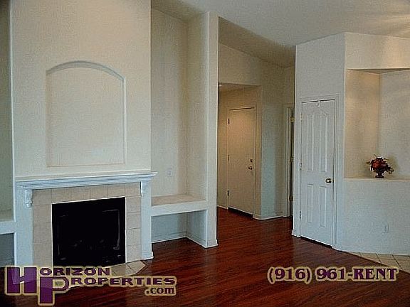 (5) : 5824 Livorno Way Elk Grove, CA