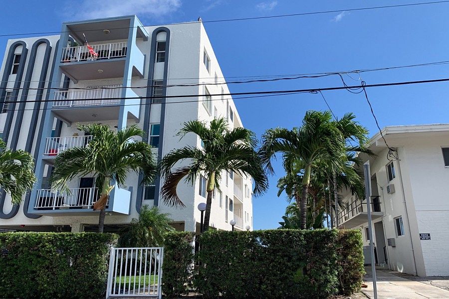 2nd image of 1790 S Treasure Dr APT 3B