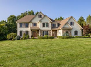6745 Falcons Point, Victor, NY 14564