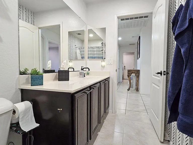 3913 S 185th Ln — Photo 27