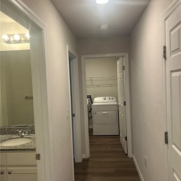 1452 Stone Ridge Cir — Photo 7