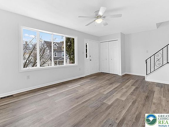 3rd image of 708 Cherokee St